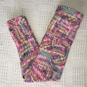 ⭐️LuLaRoe Kids S/M Colorful Leggings⭐️